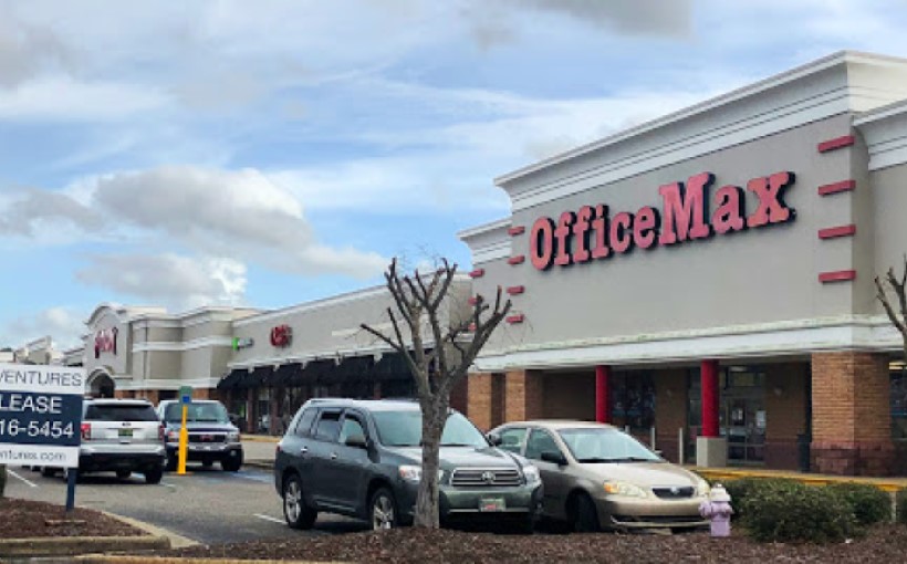 JLL Arranges $15M Refinancing for Alabama Retail Center