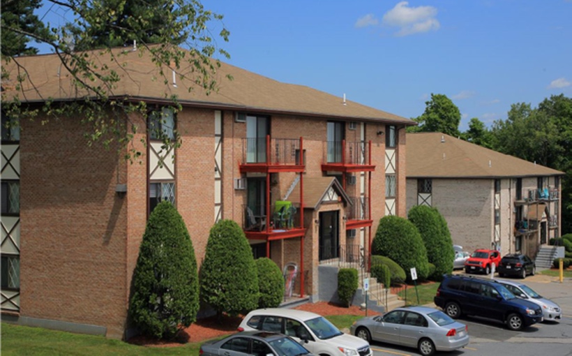 BOS_Hilltop-Garden-Apartments-Leominster-MA.jpg