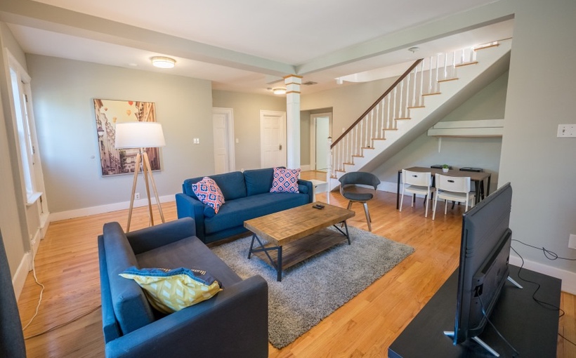 BOS_PlaceMe-lounge-area.jpg