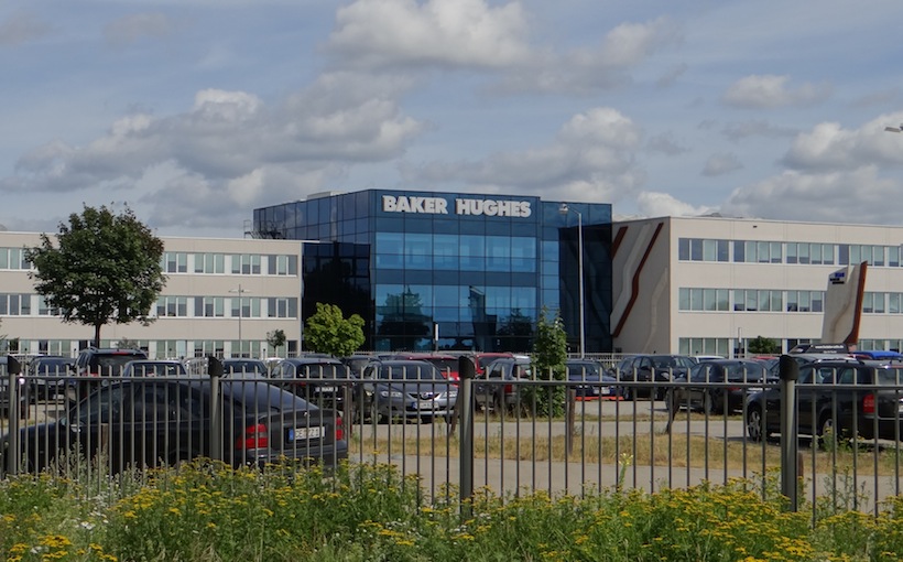 Baker Hughes Cuts Costs Following Scrapped Halliburton Merger