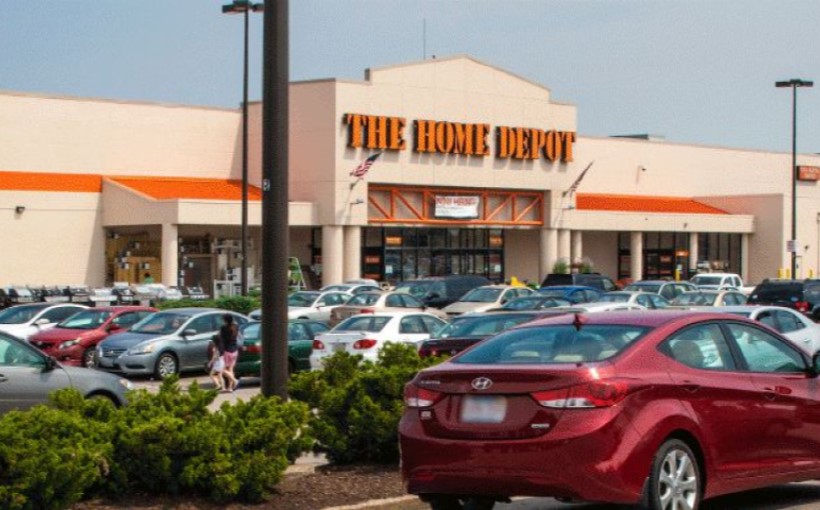Grocery-Anchored Retail Center in Attleboro Trades for $58M