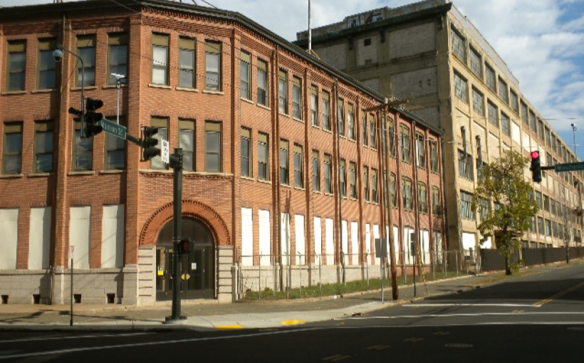 Bos-Winchester-Arms-New-Haven.jpg