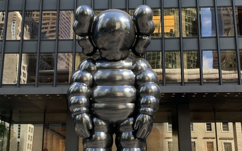 ConnctMedia-New-York-KAWS-WhatParty-Seagram-Building-Plaza.jpg