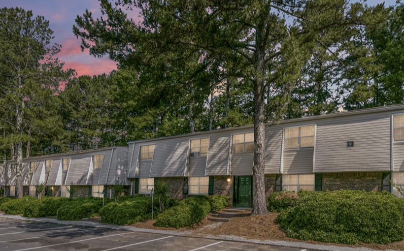 South Atlanta Apartments Trade for $8M