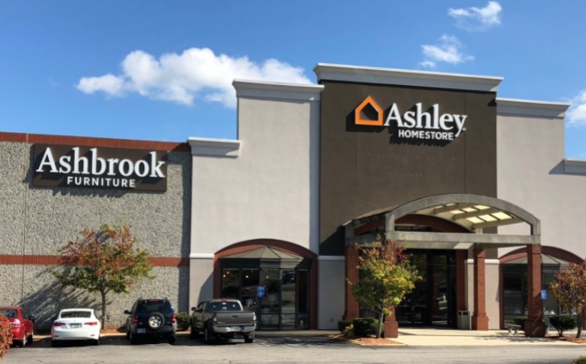 Connect-Media-Ashley-Nashua-Bos.jpg