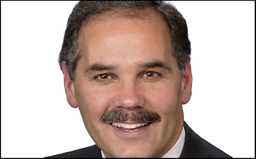 Connect-Media-CBRE-Dave-Magee-Headshot.jpeg