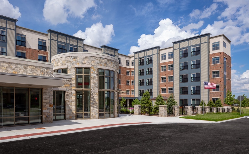 Connect-Media-Chicago-Aspired-Living-of-La-Grange-exterior.jpg