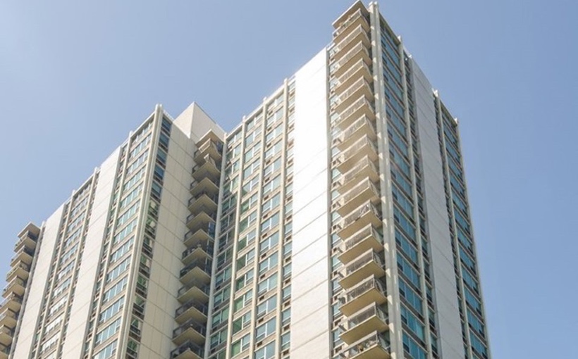 Connect-Media-Chicago-Elliot-House-Exterior-Chicago.jpg