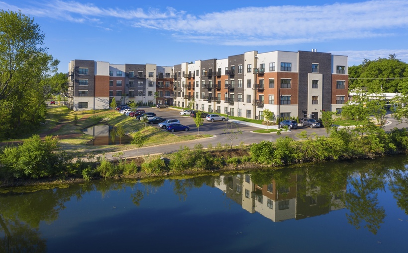 Connect-Media-Chicago-Panton-Mill-Apartments-South-Elgin-IL.jpg
