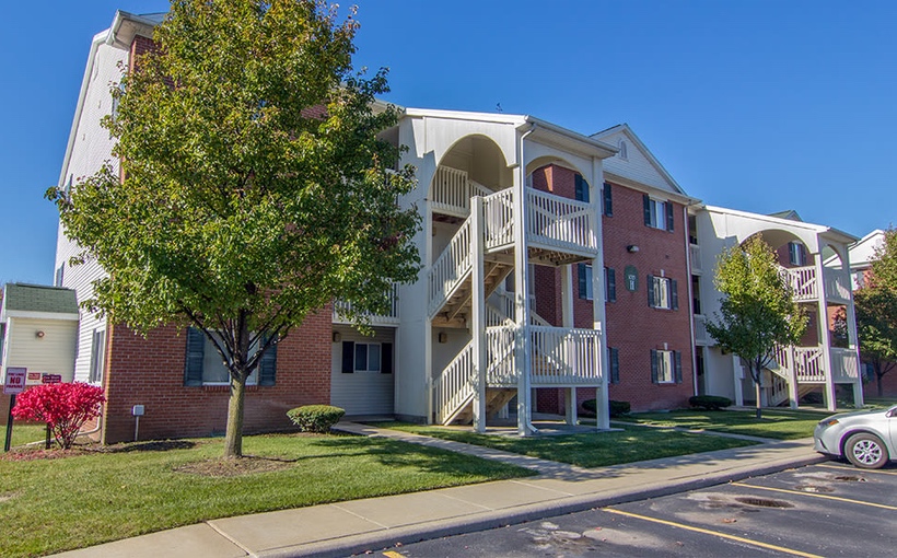 Connect-Media-Chicago-Steeplechase-Apartments-Toledo-OH.jpg