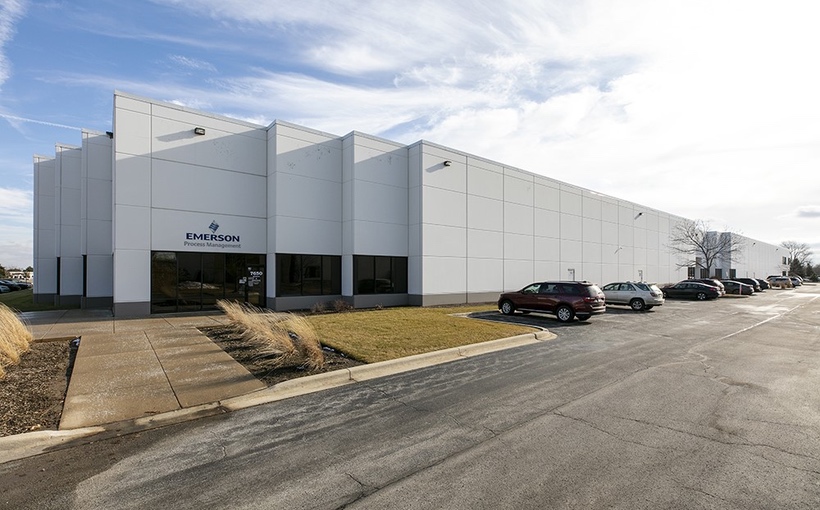 Connect-Media-Chicago-Tinley-Park-Portfolio-Photo-JLL.jpg