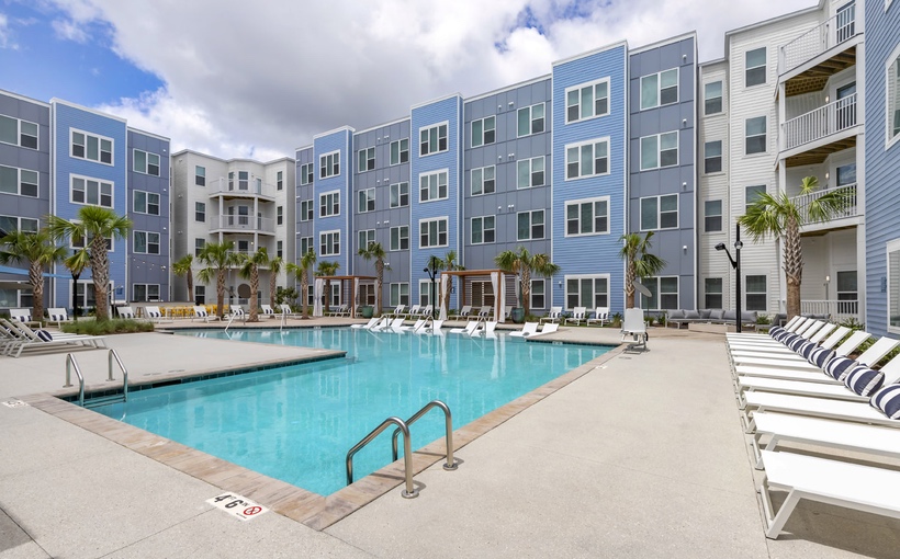 Connect-Media-Chicago-Uncommon-Wilmington-Pool-CA-Ventures.jpg
