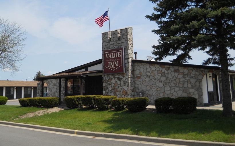 Connect-Media-Chicago-Value-Inn-Kenosha-WI.jpg