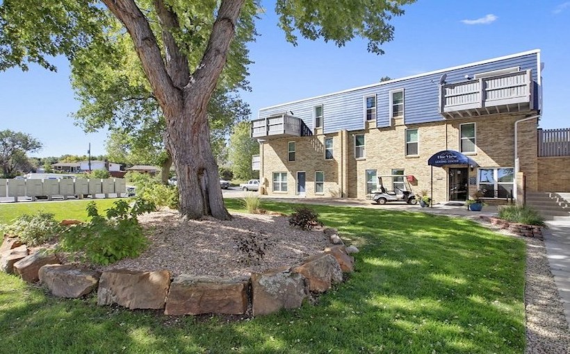 Connect-Media-Colliers-The-View-Apartment-Complex-Northglenn-CO.jpg
