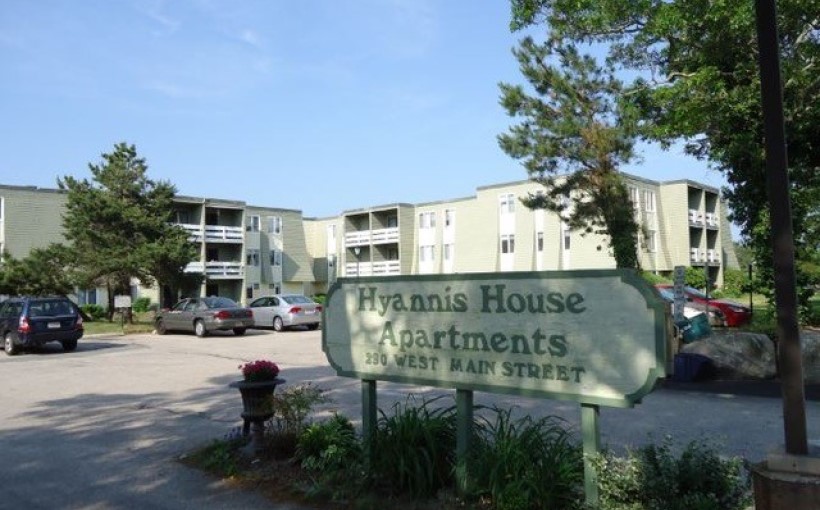 NorthMarq Secures $11M Refinancing for Hyannis House Apartments
