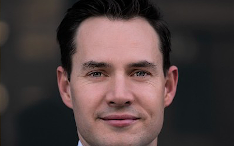 Connect-Media-JLL-phil-brierley-headshot.png