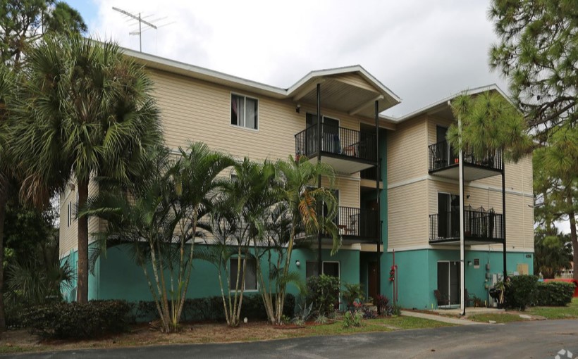 CBRE Secures $7M Refinancing for Palm Beach MF Property
