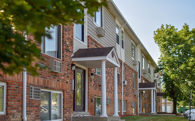 KeyBank Arranges $557M Financing on MI, FL Apartments