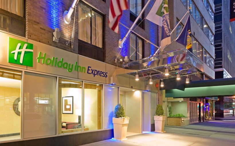 Connect-Media-New-York-Holiday-Inn-Express-Wall-Street.jpg