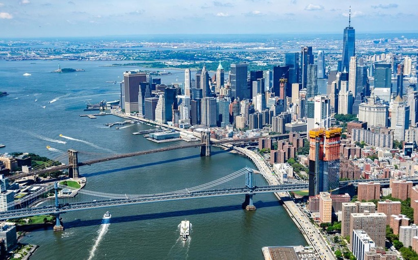 The Chetrit Group plans a two-tower multifamily project in Manhattan's Two Bridges neighborhood.