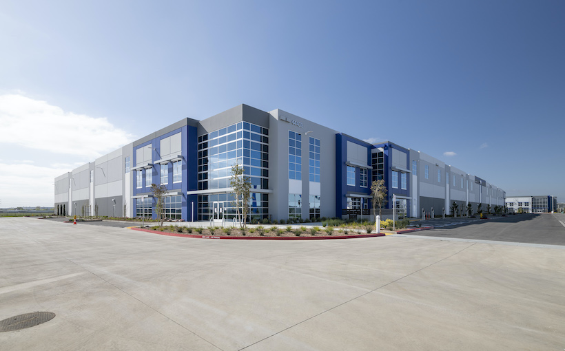 Connect-Media-OMP-PacificCommonsSouth5165-Fremont.jpg