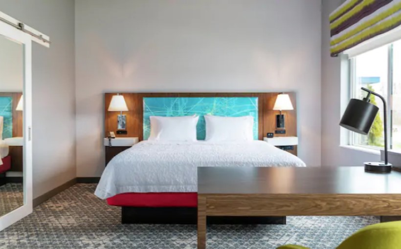 Connect-Media-king-suite-new-hampton-FLA.jpg