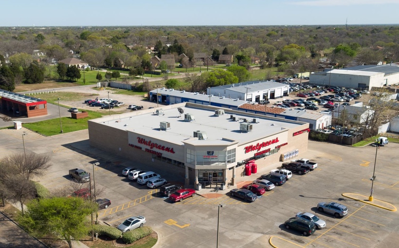 Institutional Buyer Snares Dallas Walgreens