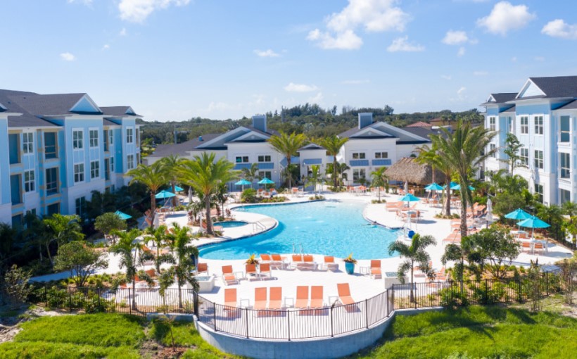 Pensam Provides $56M Bridge Loan for Sarasota Active Adult Community