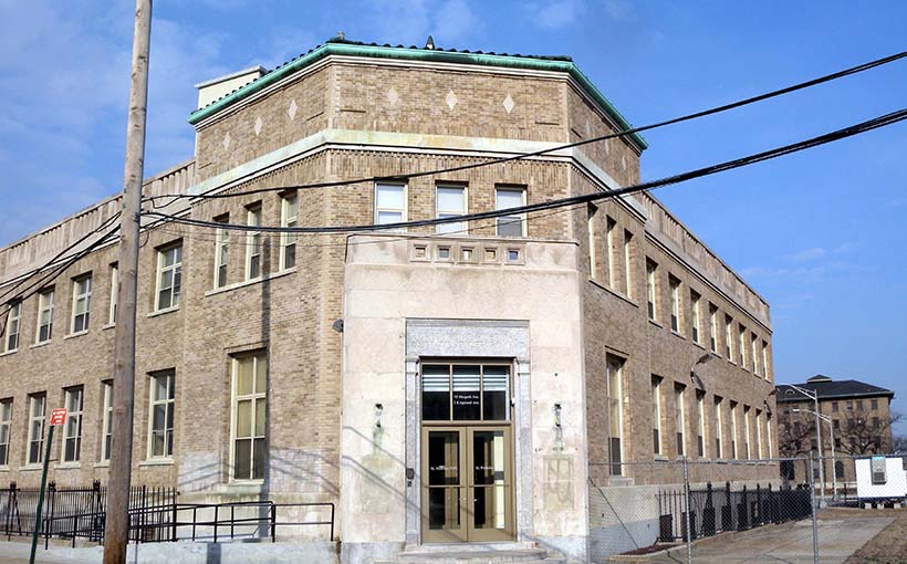 Greenpoint_Hospital_jeh.jpg