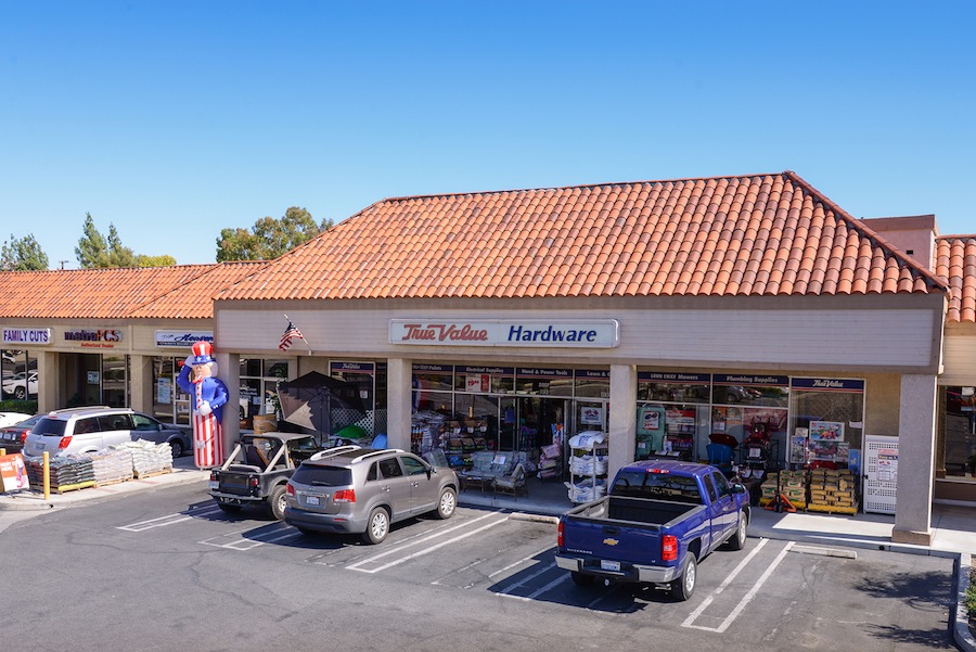 Hemet-Plaza_HIG.jpg