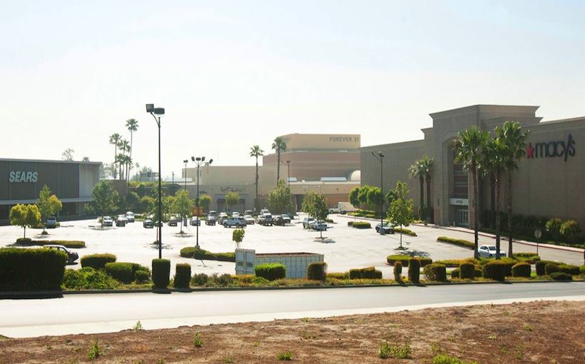 Inland_Center_Mall_05.jpg