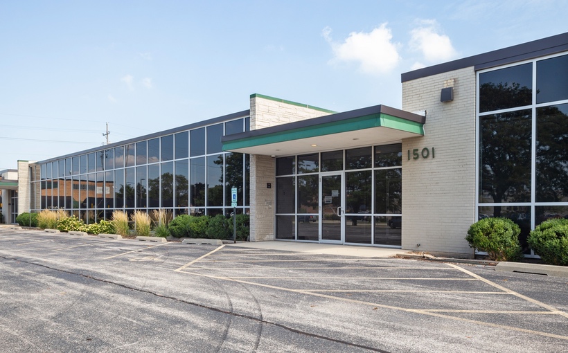 MW_1501-Nicholas-Blvd-Elk-Grove-Village-IL.jpg