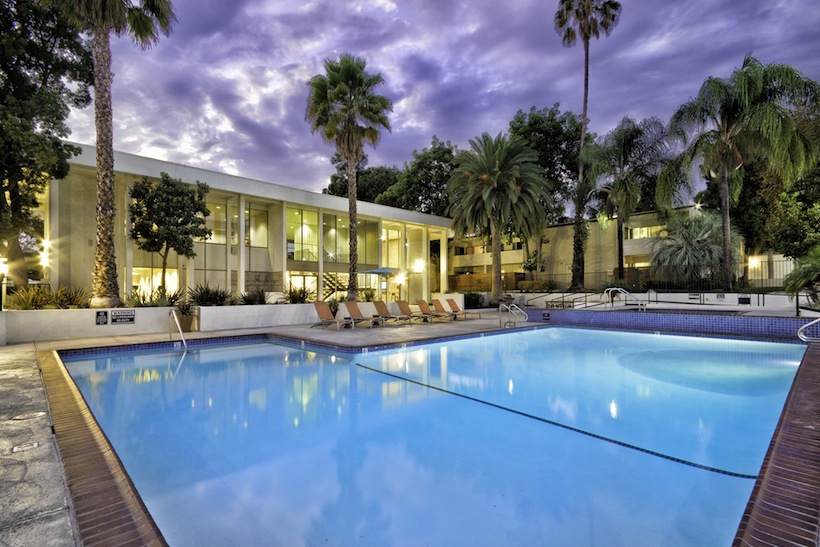 Marlow-Apartments-Thousand-Oaks-CA.jpg