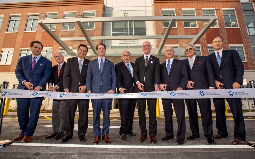 NY_HackensackMeridian-Health-Mountainside-MOB-ribbon-cutting.jpg