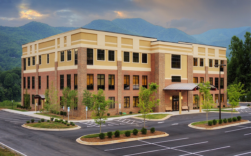 American Healthcare Investors Names Peay EVP and CFO