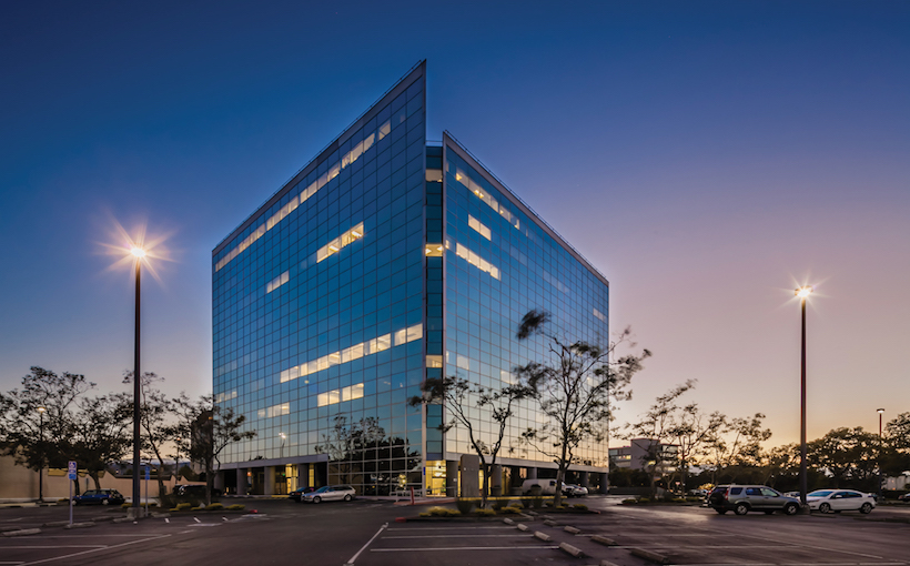 NY Life, Harvest Acquire One Bay Plaza from Hudson Pacific