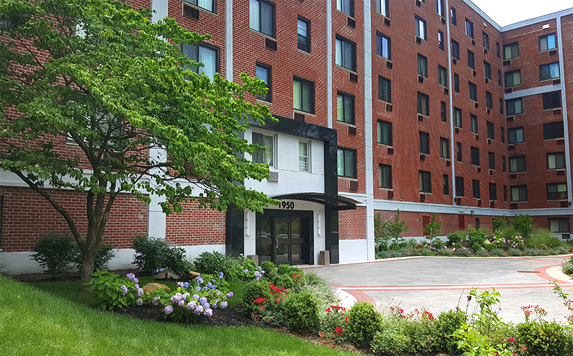 Staten-Island-ElbeeGardensArkers.jpg