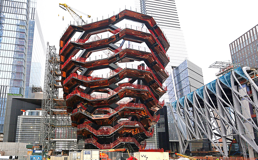 Vessel-Topping-Out-Final-Piece-Placement-11-courtesy-of-Related-Oxford-Connect-820×510-1.jpg