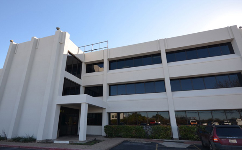 ECR, Retail Solutions Negotiate Austin-Area Leases