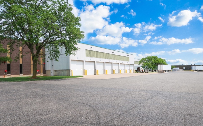 ch_1717-West-Harvester-Road-West-Chicago-IL.jpg