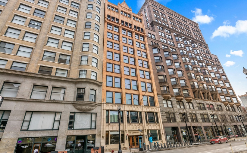 ch_417-S-Dearborn-Chicago.jpg