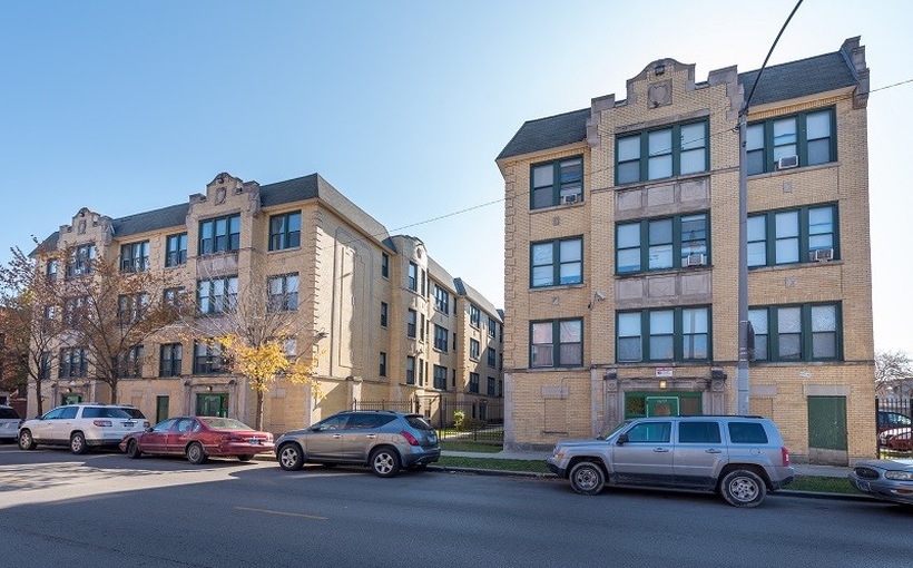 ch_5645-W-Washington_Chicago.jpg