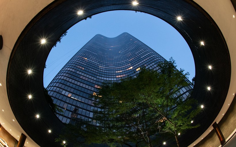Lake Point Tower Condo Owners Reject Deconversion—Ever