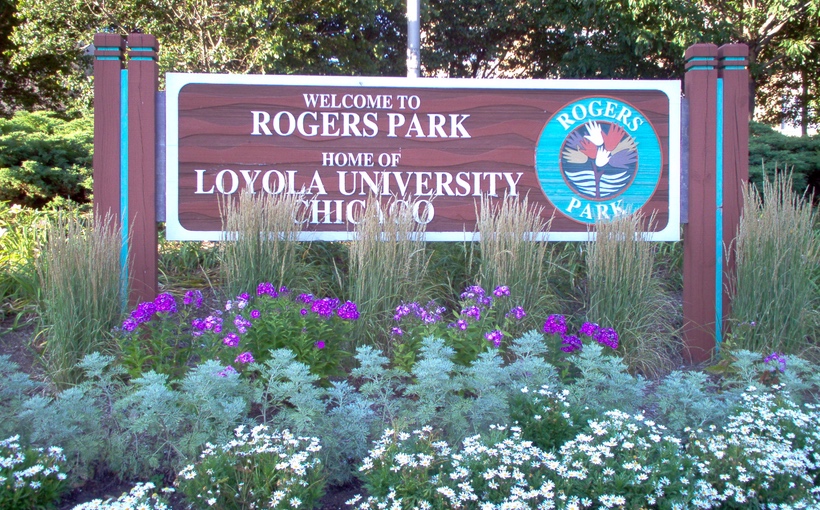 ch_Rogers_Park_Loyola_University_Chicago.jpg