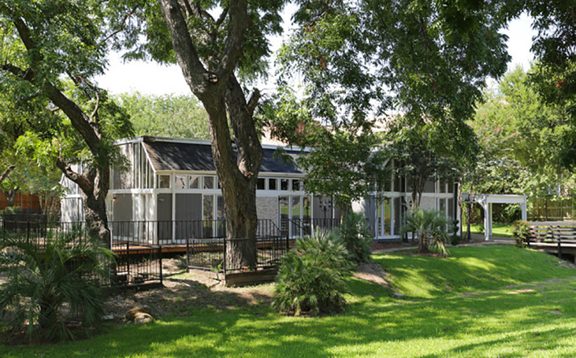 $21M Bridge Loan Finances MF Acquisition and Renovation