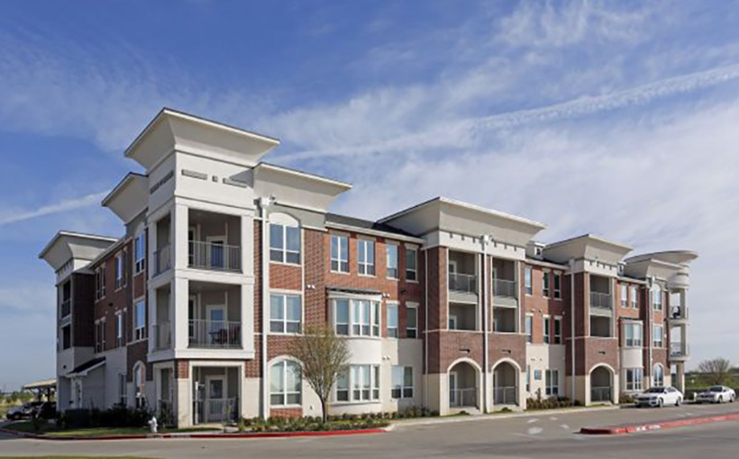 Partnership Sells 225-Unit Julian at South Pointe