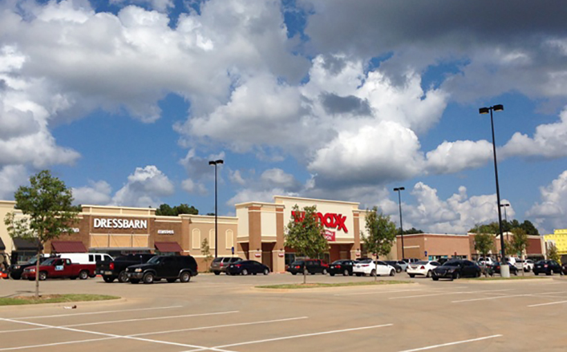 H&M Taking 20K SF in Tyler