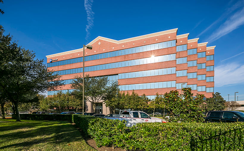 Capstar Ends 6-Year Hold on 151K-SF Westchase Place