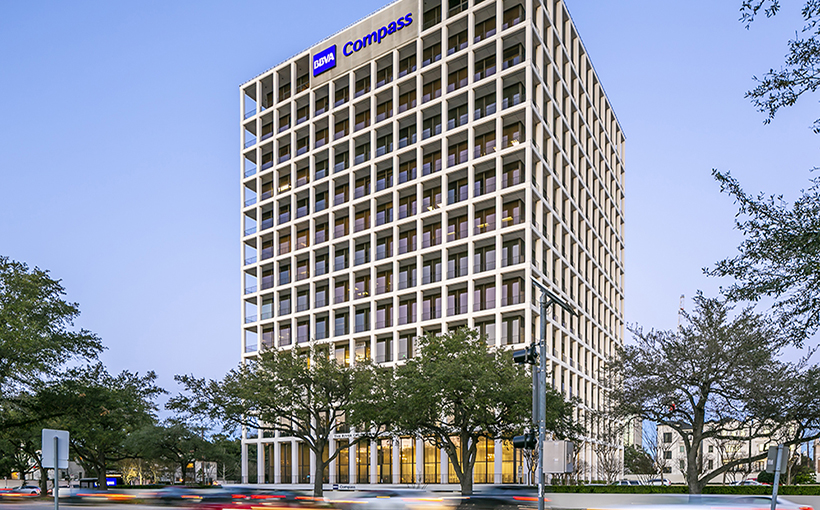 Decade-Long Hold Ends on 170K-SF River Oaks Bank Building