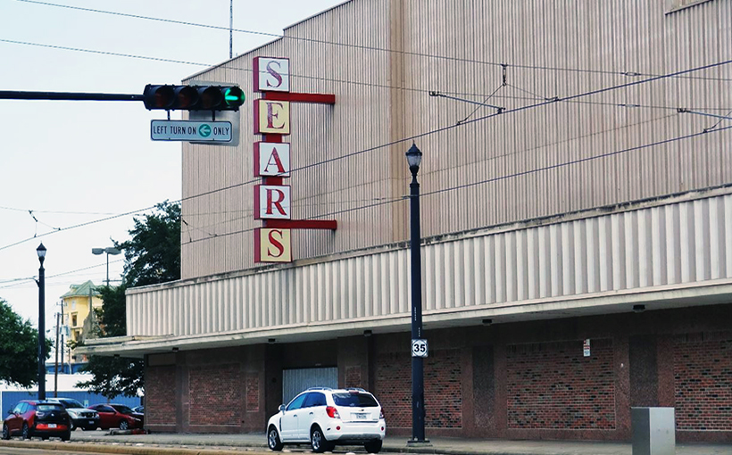 Iconic Sears Store to Shut Down
